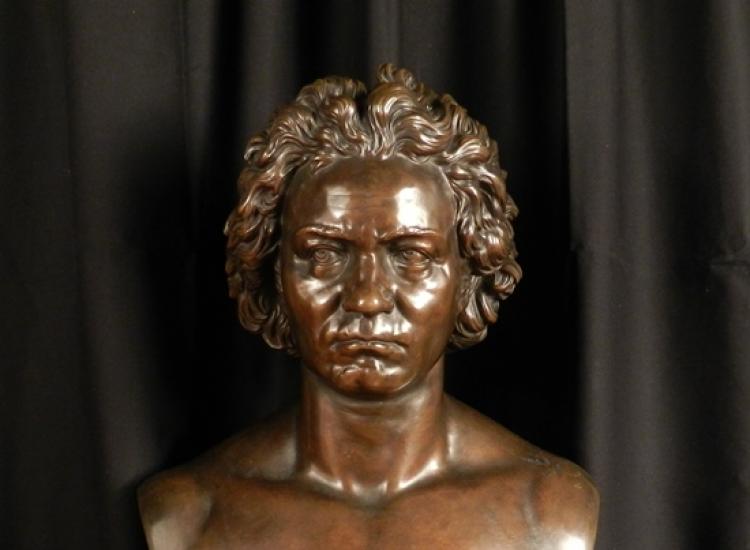 escultura Beethoven